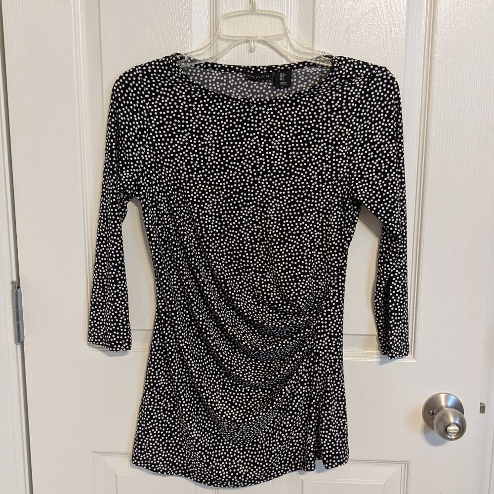 Tahari Black & White 3/4 length sleeve Top